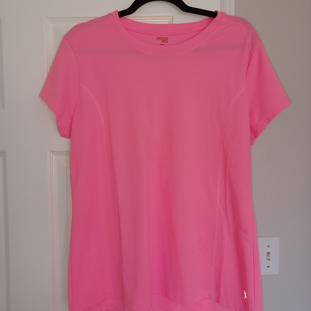 Bright Pink Short Sleeve Tee (Size XL)